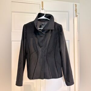 LAN JAENICKE 100% Cashmere Jacket
Black
Size 2
